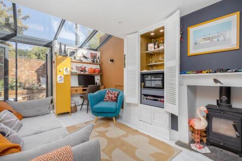 3 Harborough Road, Clipston