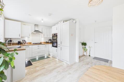 Living/Dining Kitchen