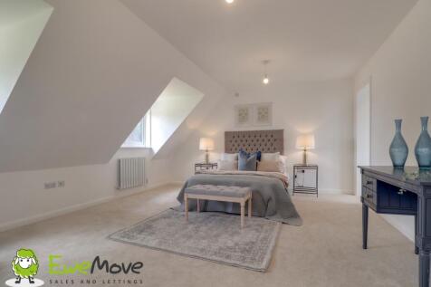 Master Bedroom at Station Road by Ben Brind EweMov