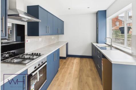 CAM03785G0-PR0268-ST