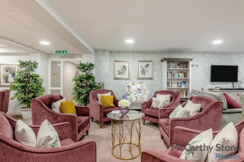 8667840-interior16.jpg