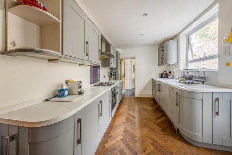 93 Goldstone Road-3.jpg