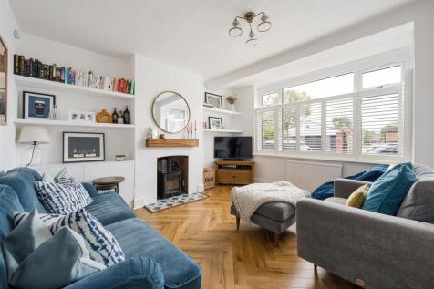 Overton Road, E10