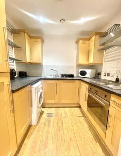 Available July 2026 (No agent fees) The Manchester Estate Agent is delighted to present this beautifully appointed, contemporary two-bedroom apartment, ideally located in the heart of Manchester’s ico