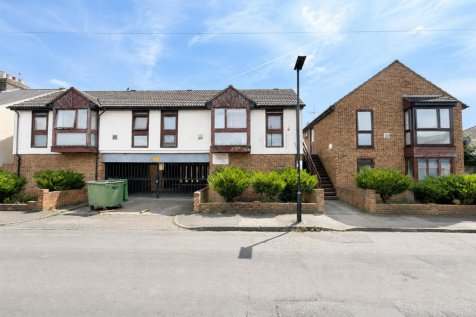 Hyde Court