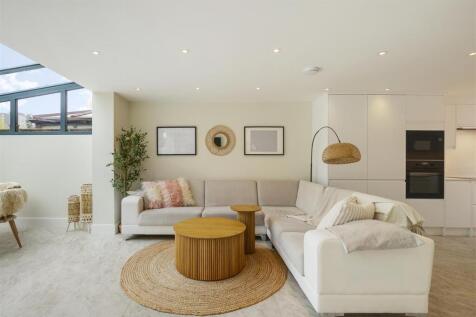 CrammondClose19-22.jpg