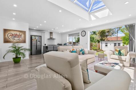 Living/Family Room/Kitchen