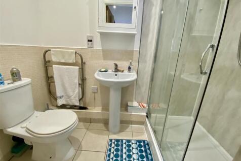 Bramleys Estate Agents - Huddersfield Road - Mirfi