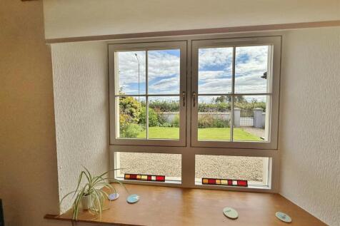 Wellingtonia lounge window and view