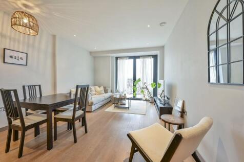 ZERO DEPOSIT AVAILABLE. LONG LET. Featuring a private balcony, this stunning 1 bedroom apartment offers spacious accommodation within the smart new Ram Quarter development.