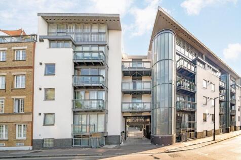 A bright and spacious three bedroom apartment in a smart contemporary development. The flat has an open plan reception room/fully fitted kitchen, three double bedrooms, two bathrooms and private balco