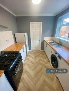 3 Bedroom Flat in NE16 3BU