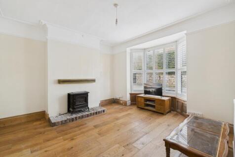 CAM03669G0-PR0040-STILL002