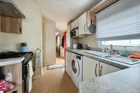 25ad6e94-kitchen 202.jpg