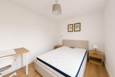 Room 2 - Angle 2