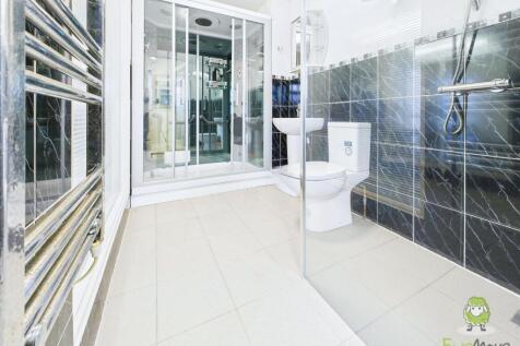 CAM01543G0-PR0169-STILL055