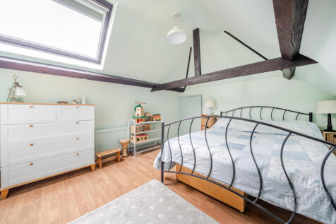 1d08cc99-4a77-4fb...