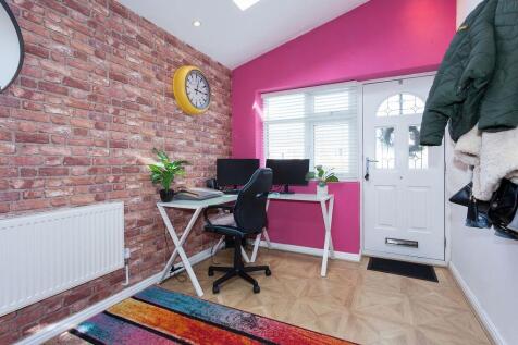 RECEPTION ROOM 1