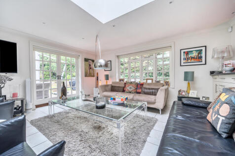 1354201-6-68caef2...