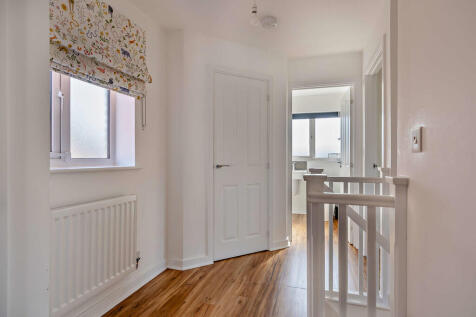 8646371-interior2...