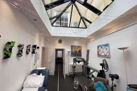 0 bed, 0 bath House in Bristol - Photo 10