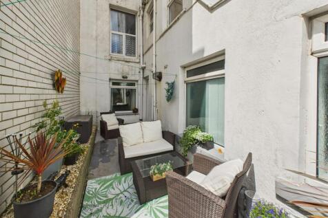 Rear Courtyard