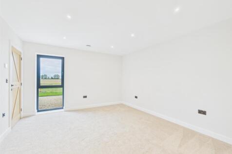 Thorpes Barn Photos (31).jpg