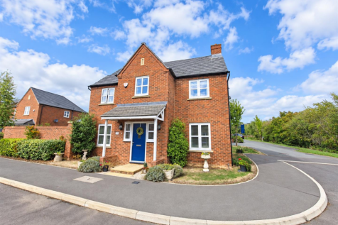 37 James Close, Upton