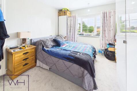 CAM03785G0-PR0056-ST