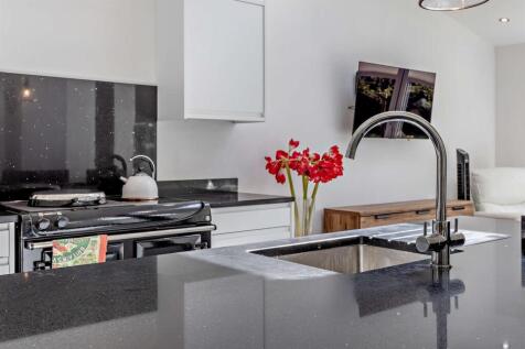 8642833-interior24-8