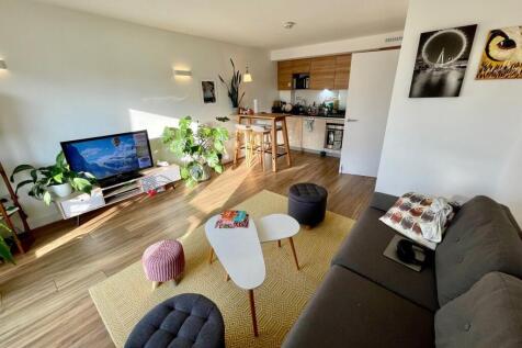 Property Image 4