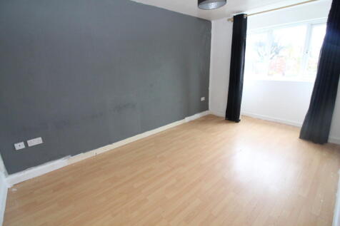 Bedroom 2 T202512051410.jpg