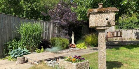 Garden in Springtime - Vendor Supplie...