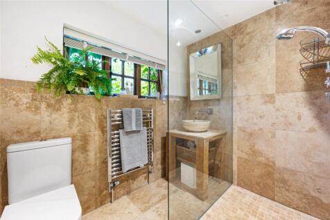 Ground Floor Shower