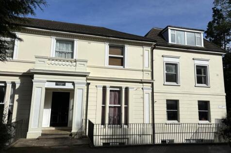 1 Bedroom Flat in TN2 5NR