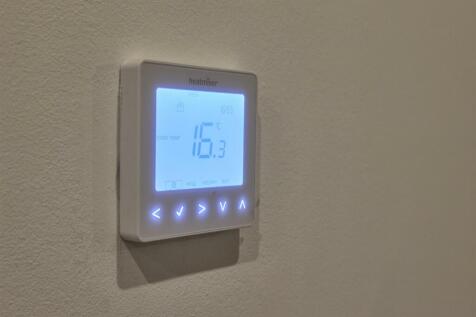 Underfloor heating controls