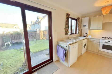 Kitchen towards garden