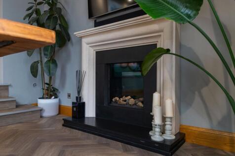 4 bed, 3 bath Detached in Glasgow - Photo 19