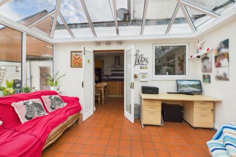 CAM03830G0-PR0223...