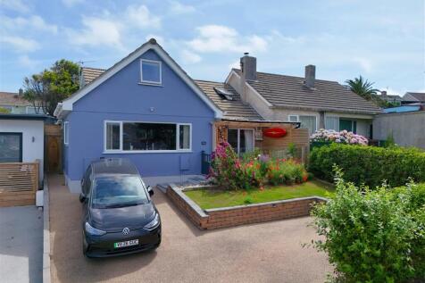 Greenbank Crescent