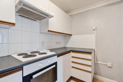 1305256-2-68401d5...