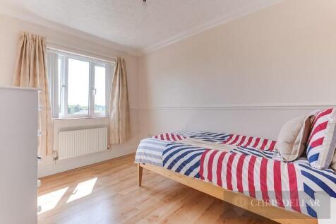 Campbell Close WM-4.jpg