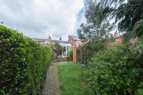 5 Birch Heath Road-019.jpg