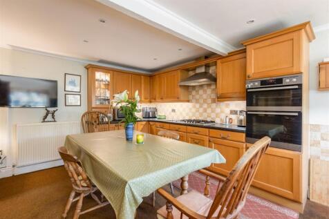 Rockery Cottage Kitchen-3.jpg