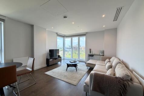 A stunning two bed apartment at the riverside luxury Novella Development on Stanley Street, Salford. This stylishly furnished corner positioned apartment is located on the 8th floor and offers spectac