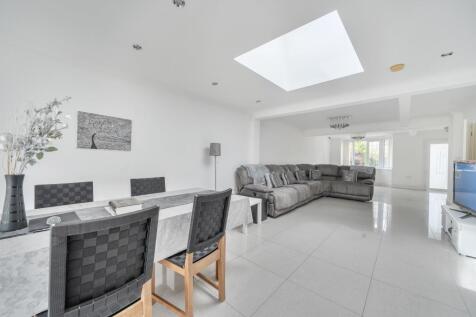 Reception/Dining Room