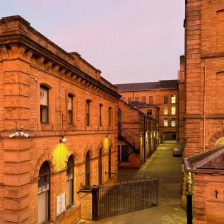 Office to rent in shipley