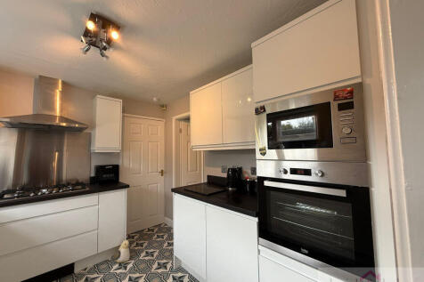 2984d121-e998-40c5-8b5a-0fc5c11adc1b