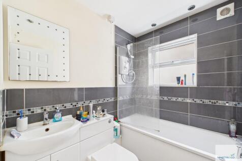 CAM03394G0-PR0332...