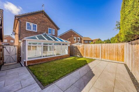 40 Puffin Crescent, Fareham-Small-PorticoMarketing